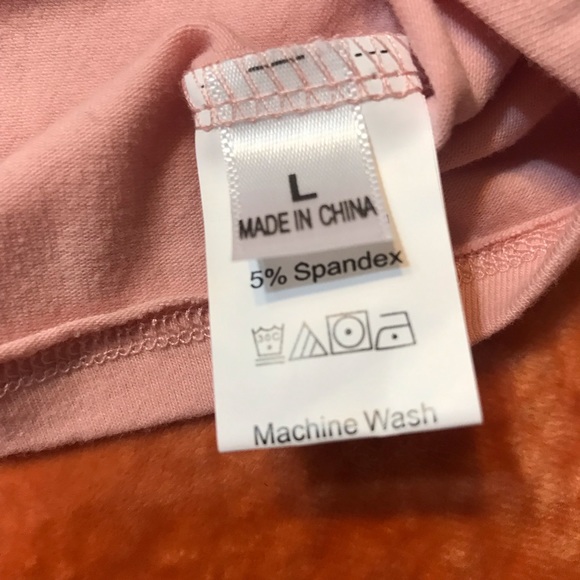 NWOT Pink Floral Embroidered Top - Picture 11 of 12